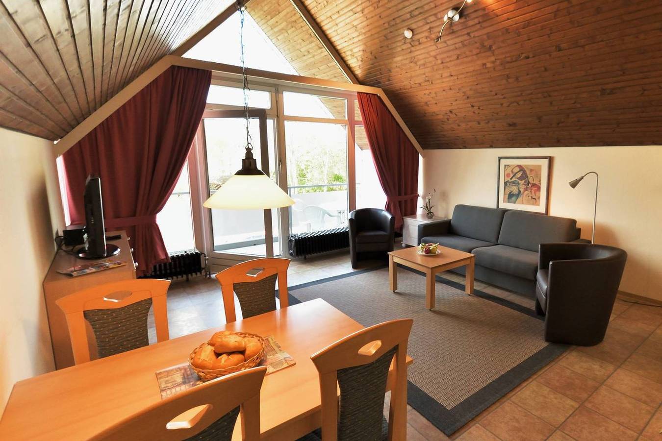 Ganze Wohnung, Appartement mit Süd-Balkon für bis zu 4 Personen im Ferienpark Am Waldrand in Südstrand Pelzerhaken, Ostholstein