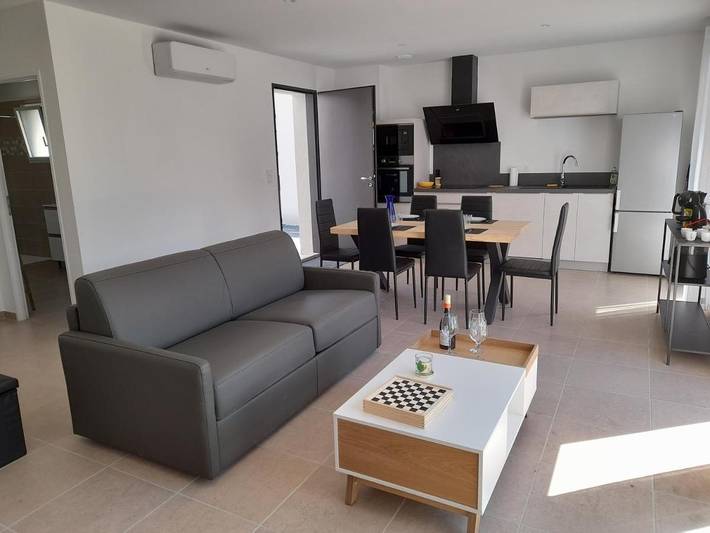 Location de vacances pour 3 personnes, avec vue ainsi que jardin et terrasse à Argelès-Gazost - 2