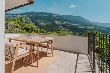 Ferienwohnung für 4 Personen, mit Garten und Sauna in Riffian