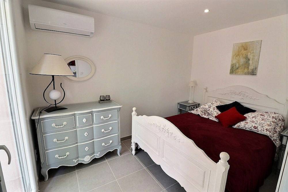 Maison à 800 m de la Plage et 10' du Centre in Hyeres, Toulon region