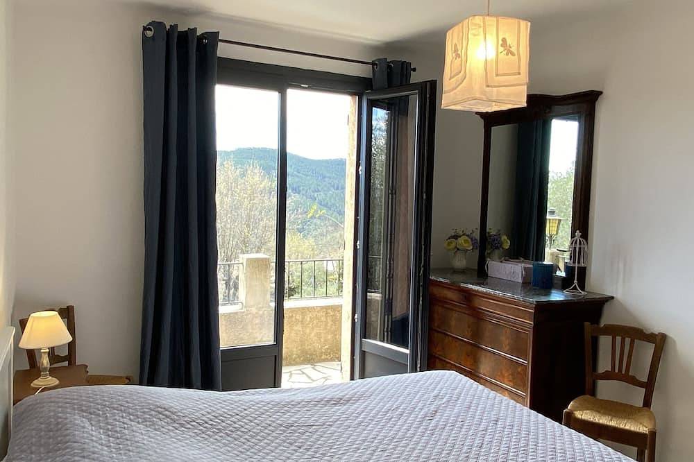 Gran villa de 4 dormitorios con piscina privada climatizada - magnífica vista panorámica in Bagnols-en-Forêt, Region de Draguignan