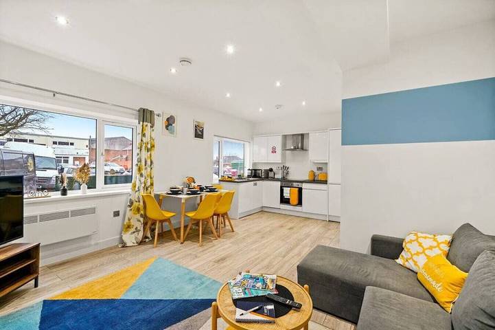 Holiday rental for 4 people in Swindon