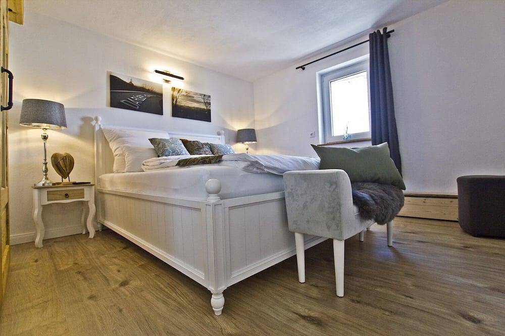 Ganze Wohnung, Landhaus mit höchstem Wohnkomfort und großzügiger Terrase in Issigau, Landkreis Hof