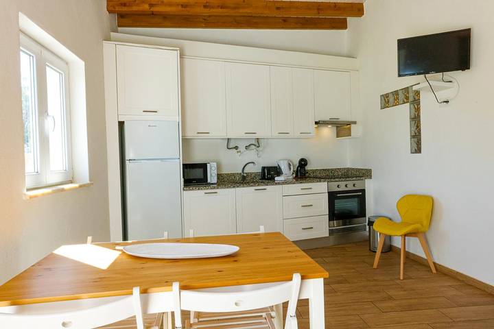 Ferienwohnung für 5 Personen, mit Terrasse und Garten sowie Pool in Lagos - 4