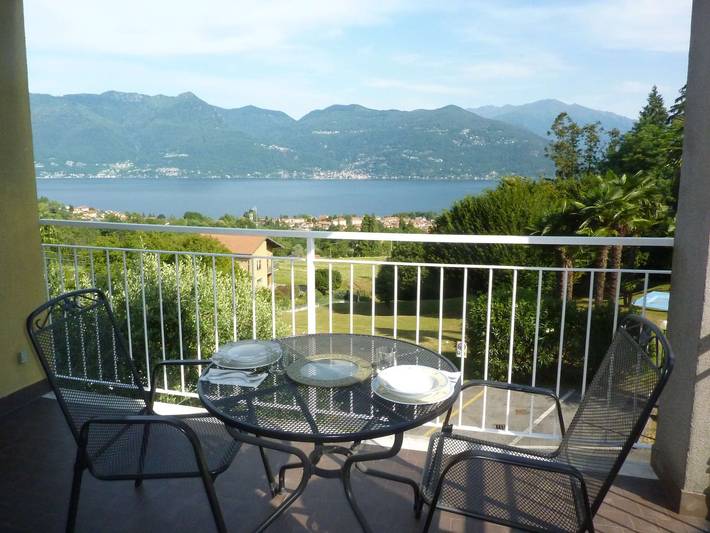 Entire apartment, "Blueville21" Apartment with Lake View, Shared Pool, and Wi-Fi in Germignaga, Lago Maggiore (Lombardy)