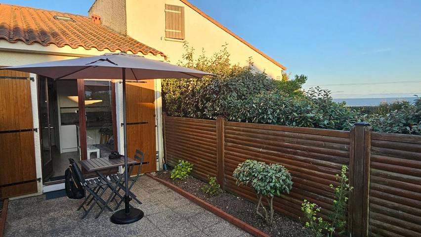 Location de vacances pour 3 personnes, avec vue ainsi que piscine et terrasse, animaux acceptés dans Plage de La Joselière - 4