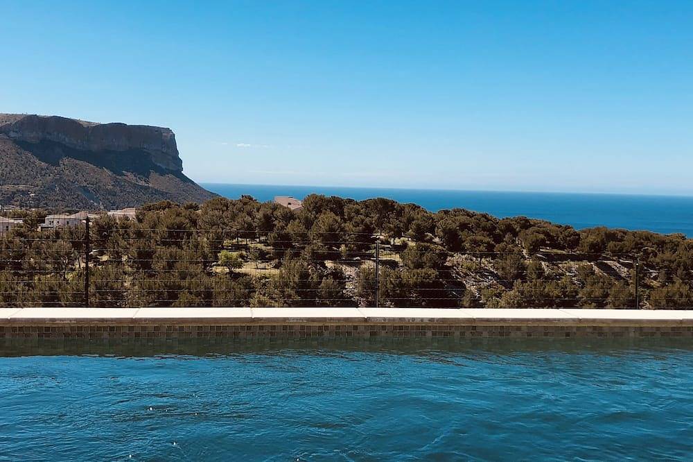 Apartamento entero, Maison Silvestri - La Baraque - swimming pool / sea view / parking / terrace and balcony in Cassis, Parque nacional de las Calanques