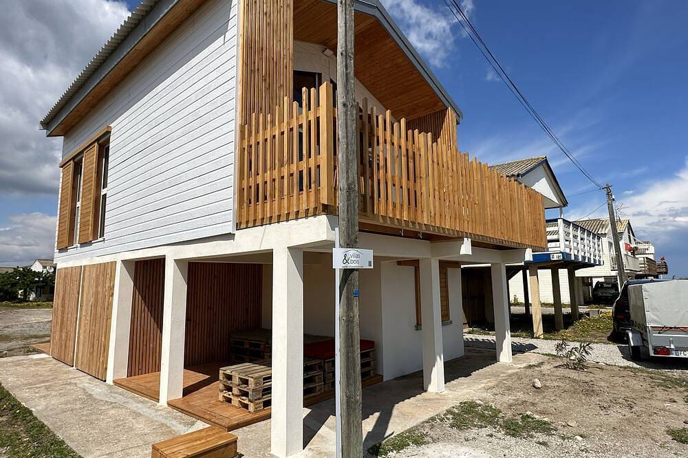 Chalet Linoli Vue Mer in Gruissan (Ville), Gruissan
