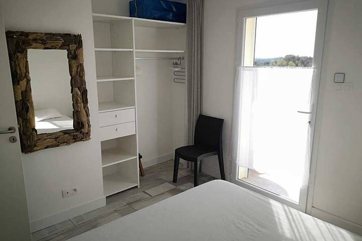 Location de vacances pour 6 personnes, avec terrasse et jardin à Figari - 3