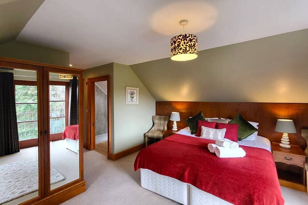 Red Squirrel Lodge - Retreat Group in Boat of Garten, Highlands