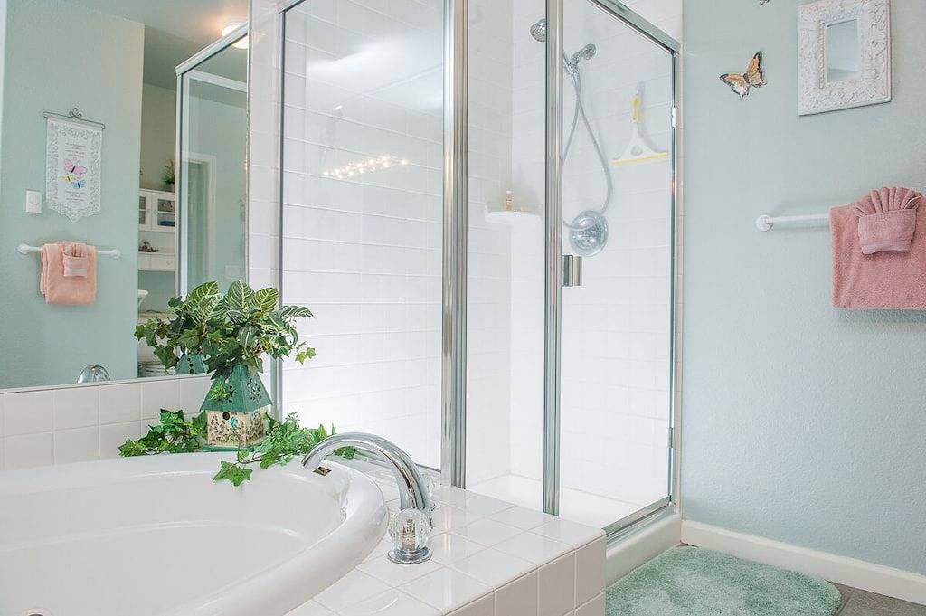 Ganze Wohnung, * Promo!* Three Bedroom Oceanfront Condo, Wifi, Hdtv, Whirlpool und Innenpool in Depoe Bay, Lincoln County (OR)