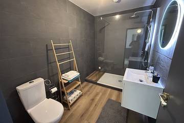 Appartement De Vacances pour 8 Personnes dans Équeurdreville-Hainneville, Cherbourg-en-Cotentin, Photo 4