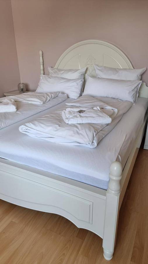 Ferienwohnung für 4 Personen, mit Garten und Ausblick, mit Haustier am Starnberger See - 2