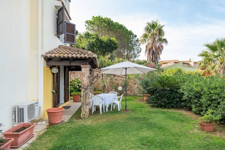 Ferienhaus für 5 Personen, mit Garten in Chia