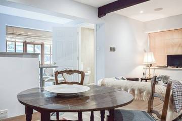 Cottage for 2 People in Penn, Buckinghamshire, Photo 1