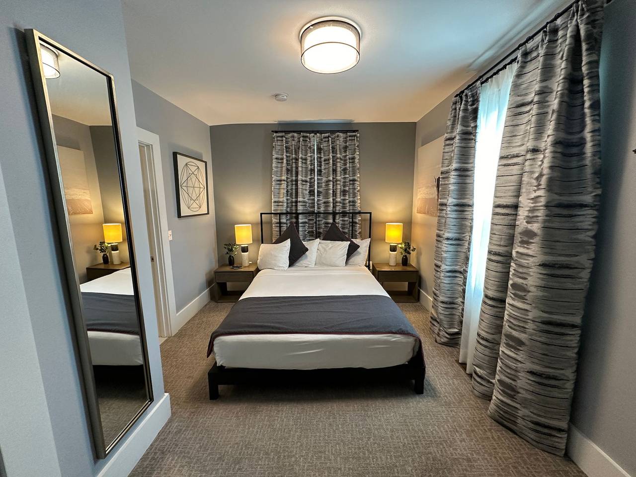 Ganze Wohnung, Bright 1 Bed/1 Bath on Historic Pelham St in Newport, Newport County