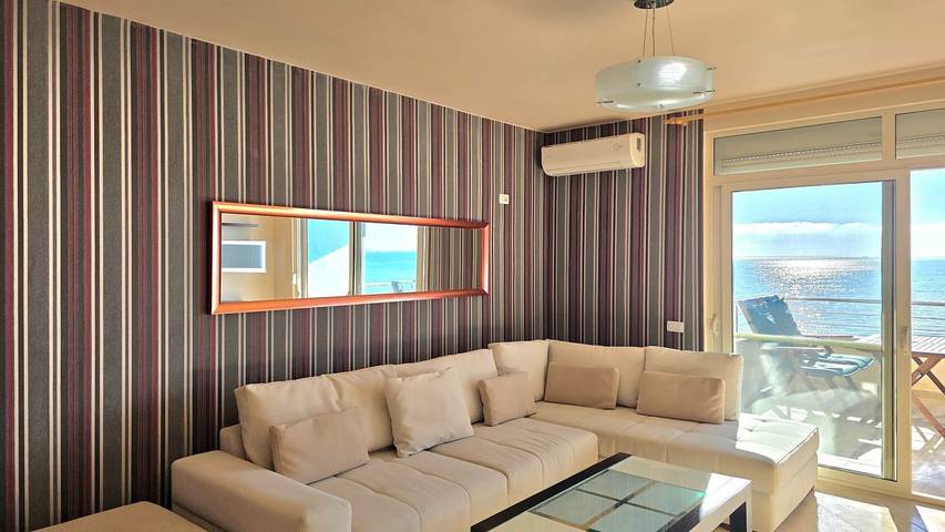 Ferienwohnung für 3 Personen, mit Balkon in Albanien