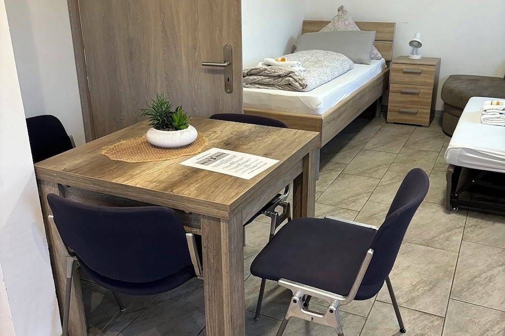 Ferienhaus \"Koblenz\" - Zwei Zimmer, 4 Personen, 15 Minuten bis Koblenz in Lahnstein, Mittelrhein