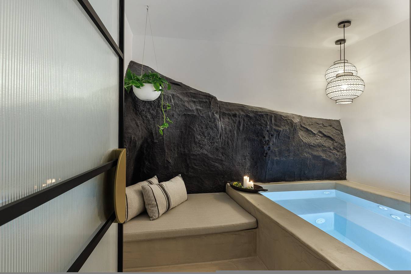 Eolia Senior Villa - 4 Bedroom 170m2 Private Pool in Exo Gonia, Santorini