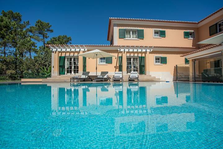 Location de vacances pour 8 personnes, avec jardin ainsi que terrasse et vue dans Aroeira - 2