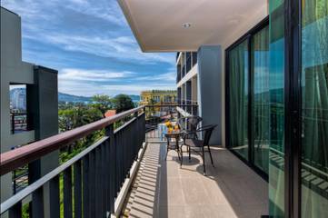 Gîte pour 3 personnes, avec vue sur l’océan ainsi que piscine et balcon à Patong Beach
