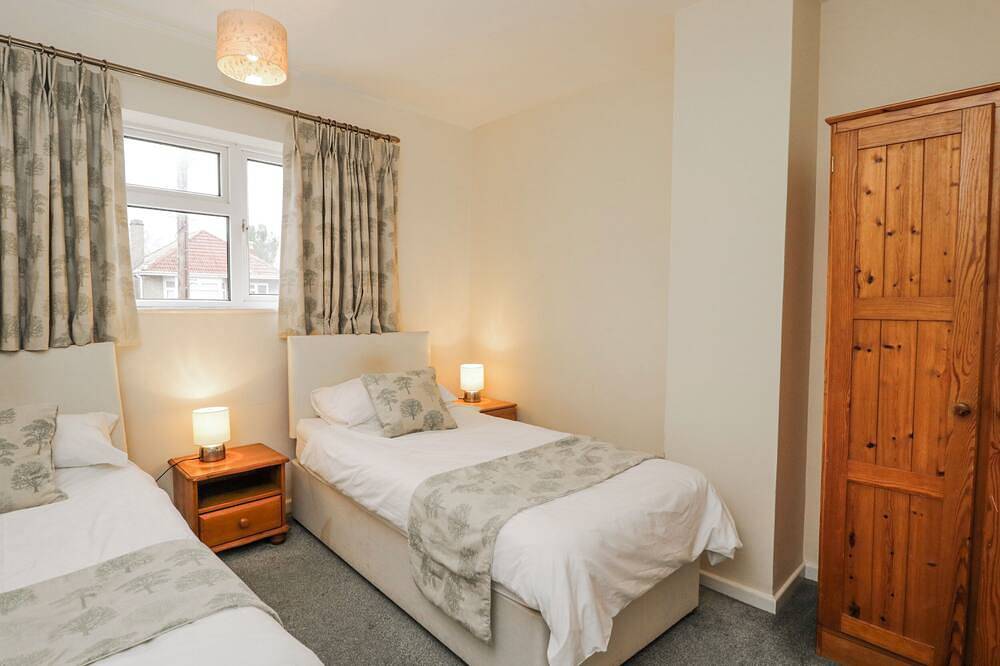 Lavender Harmony House, with a garden in Swindon in Swindon, Zuid-West Engeland