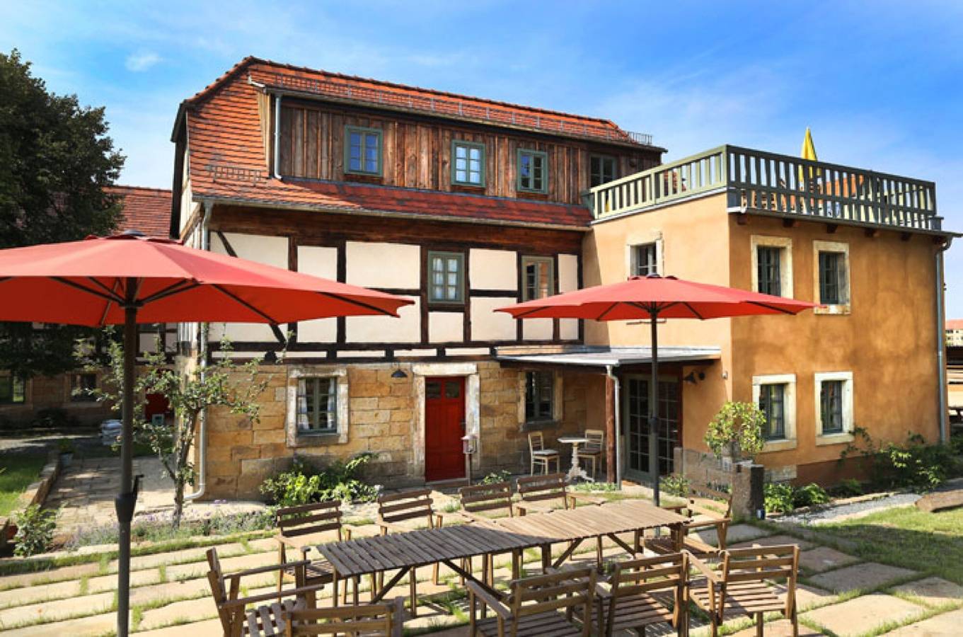 Ferienhaus 'Ferienhaus Lindenhof Graupa' mit Gemeinschaftsterrasse, privatem Garten und Wlan in Graupa, Pirna