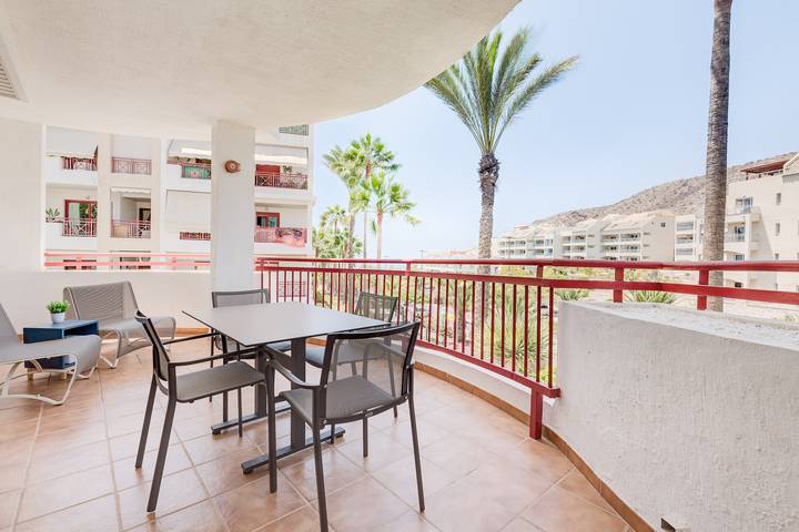 Ferienhaus für 4 Personen, mit Pool und Balkon - 1
