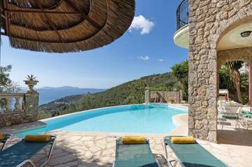 Villa voor 8 Personen in Corfu, Griekenland, Afbeelding 1