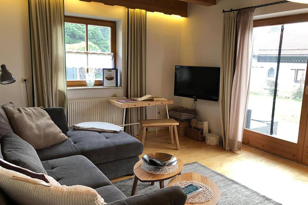 Ferienhaus, 3 Schlafzimmer, mit Garten, Seeblick, bis 6 Personen, 135 qm in Tachinger See, Waging am See