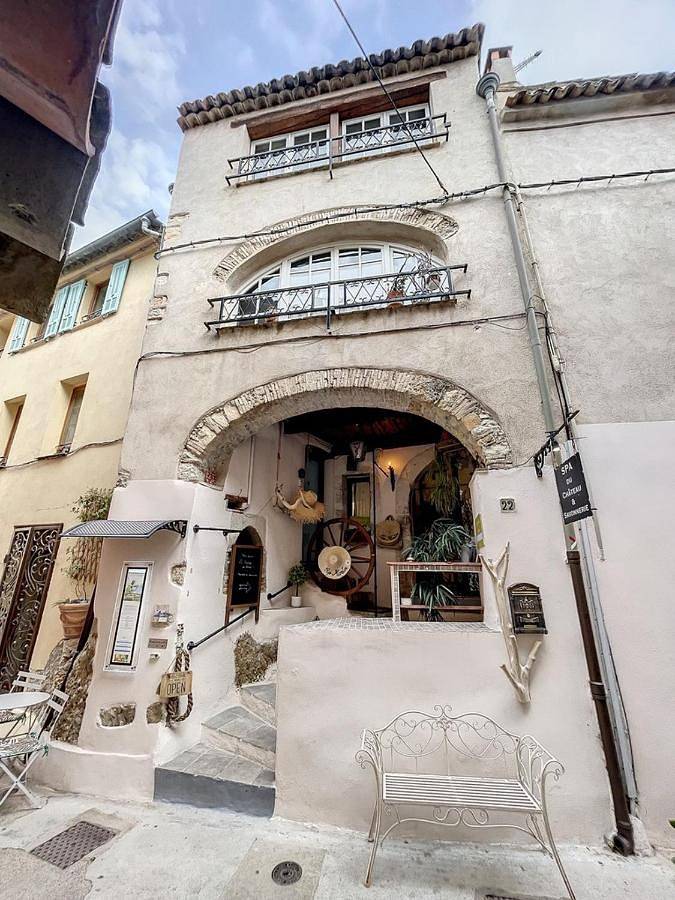 Queen Room with Spa Bath in Roquebrune-Cap-Martin, Côte méditerranéenne (France)