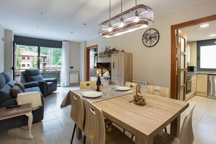 Apartamento de vacaciones para 6 personas, con balcón y vistas - 1