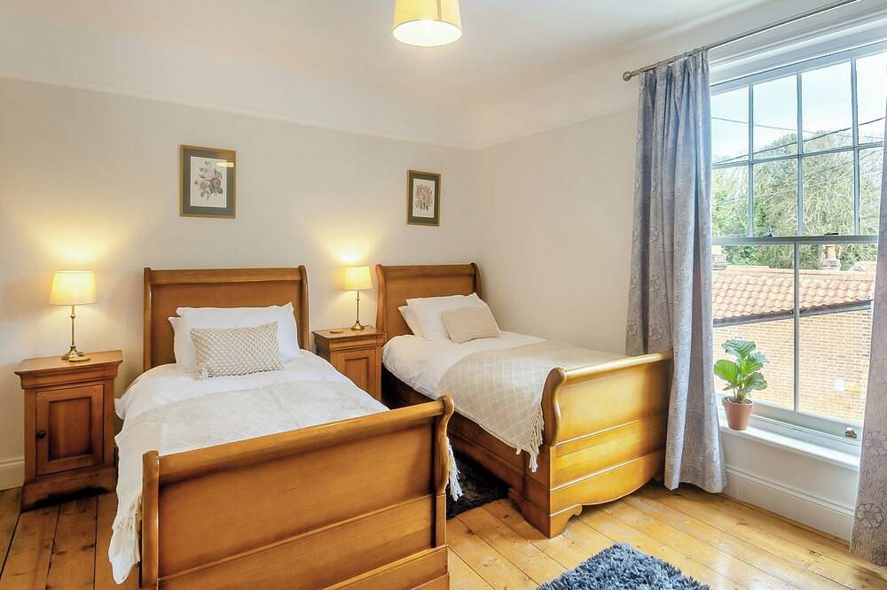 3 bedroom accommodation in Overstrand, near Cromer in Overstrand, Norfolk Coast
