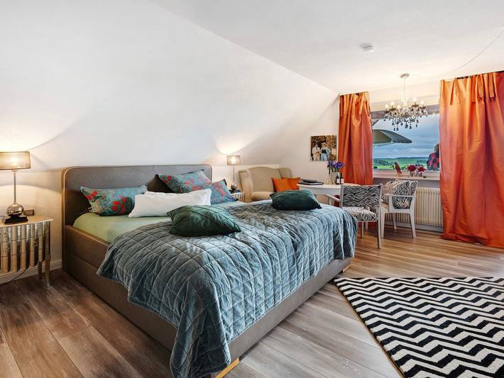 Ferienwohnung für 2 Personen, mit Seeblick und Garten sowie Balkon in Bräunlingen