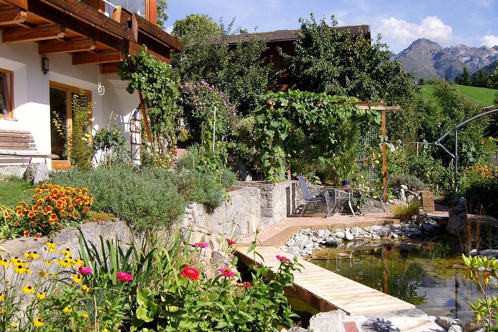 Ganze Wohnung, Private, moderne Ferienwohnung mit eigener Terrasse und atemberaubendem Ausblick in Kaunergrat, Kauns