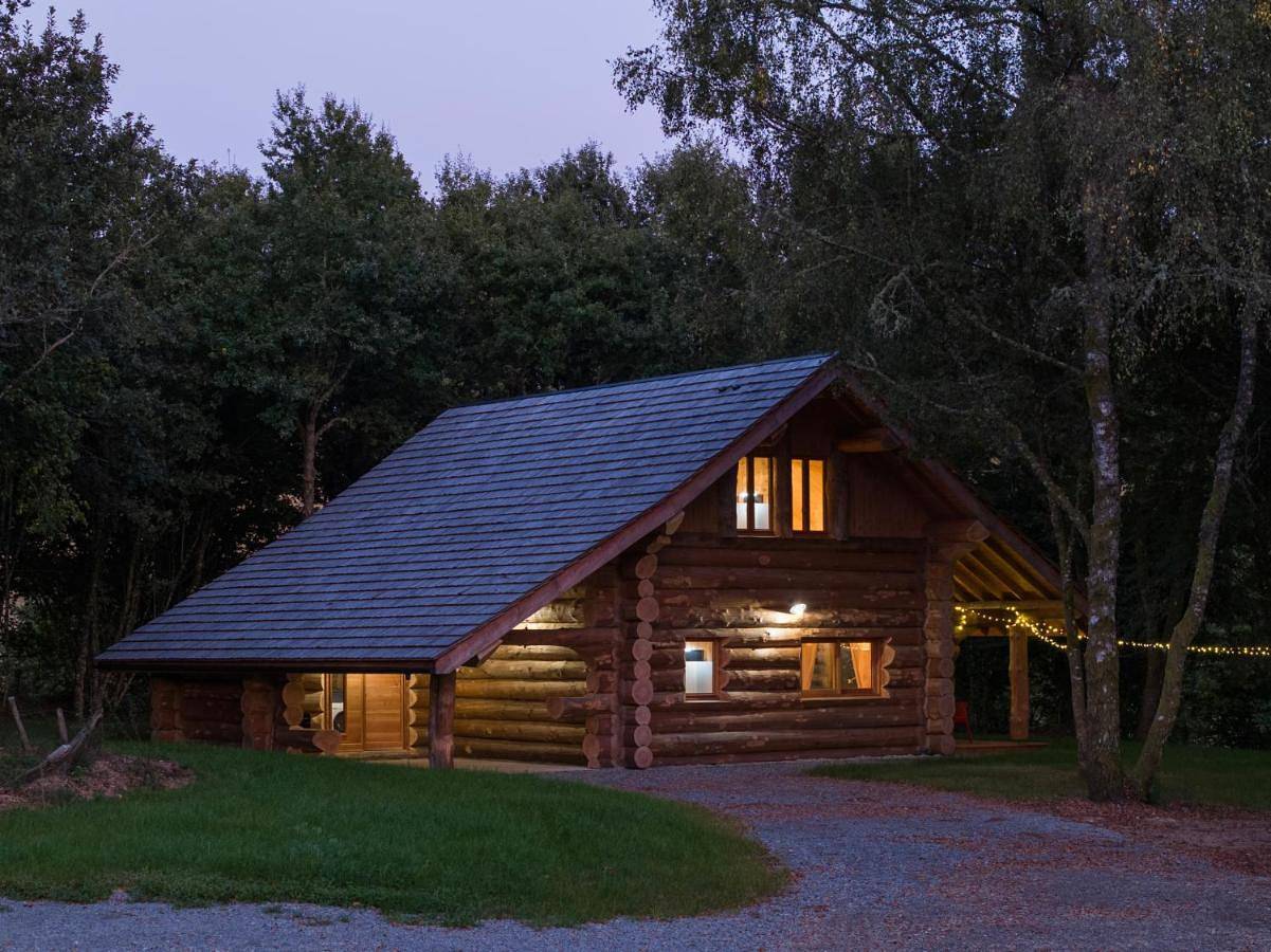 Two-Bedroom Chalet in Faux-la-Montagne, Parc Naturel Régional de Millevaches en Limousin