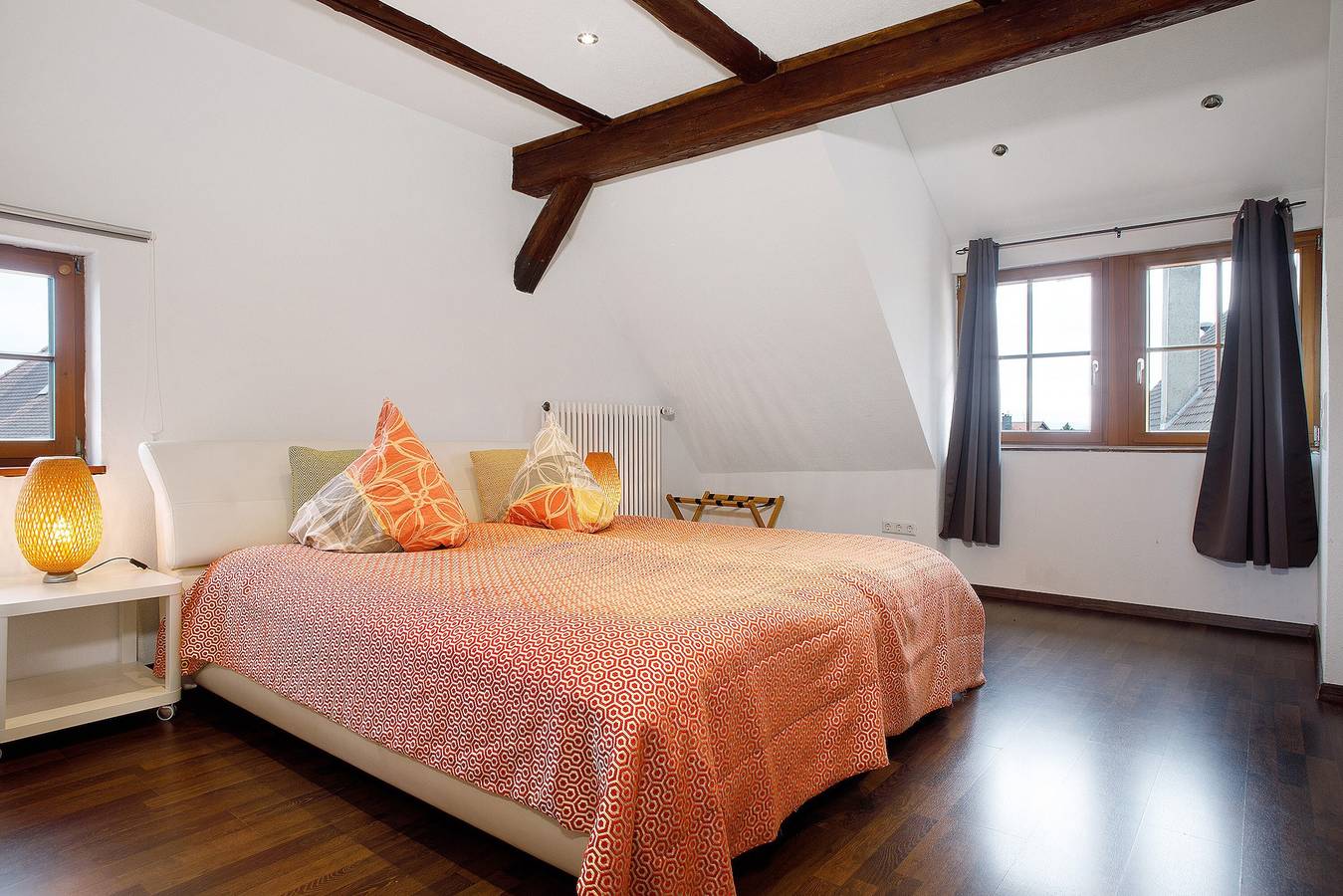 Ganzes Studio, Ferienwohnung 'Suite Heustadel' mit gemeinsamer Terrasse und Wlan in Kippenhausen, Immenstaad am Bodensee