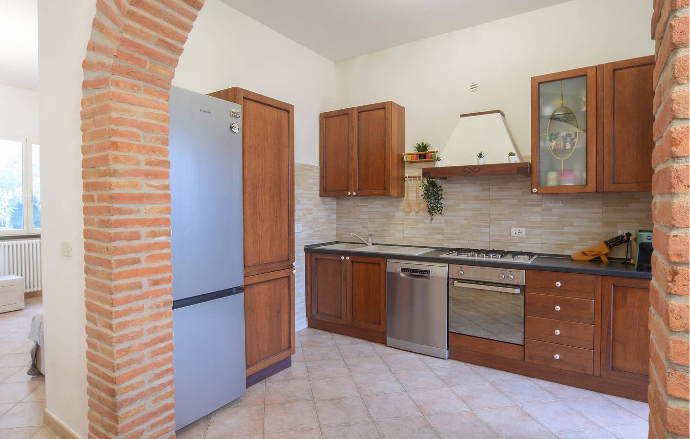 Luxuriöses Apartment mit Pool, Parkplatz und AC in Cecina, Etruskische Küste