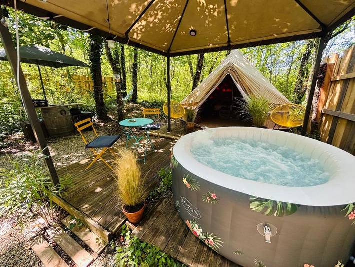 Gîte pour 2 personnes, avec terrasse ainsi que jardin et vue à Loubès-Bernac - 4