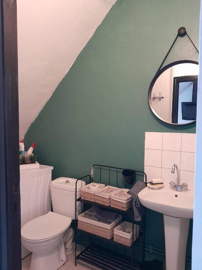 Appartement entier, Bel F1 calme et central in Gournay-en-Bray, Région de Dieppe