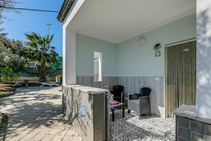 Appartamento vacanze per 4 persone, con terrazza e piscina, con animali domestici in Gargano