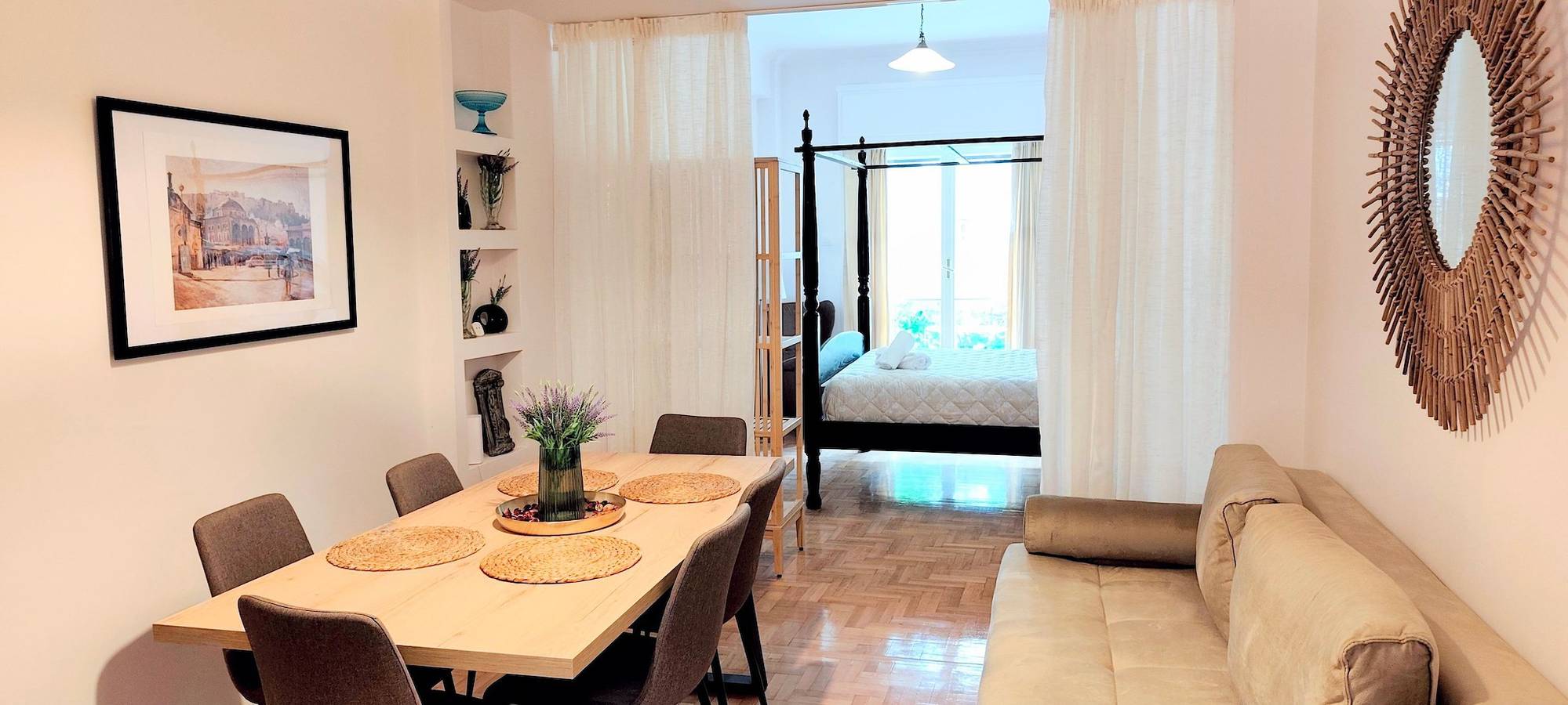 Ganze Wohnung, Ferienwohnung für 10 Personen mit Balkon in Zentral-Athen, Athen