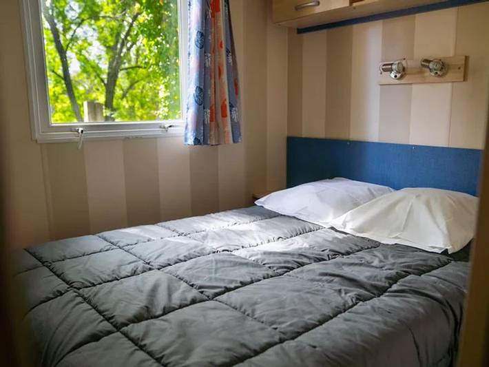 Camping Parc Bellevue Cannes - Mobilhome 5 personas - Aqua 2 dormitorios 4 Adultos y 1 niño Terraza Semicubierta Aire acondicionado Tv in La Bocca, Cannes