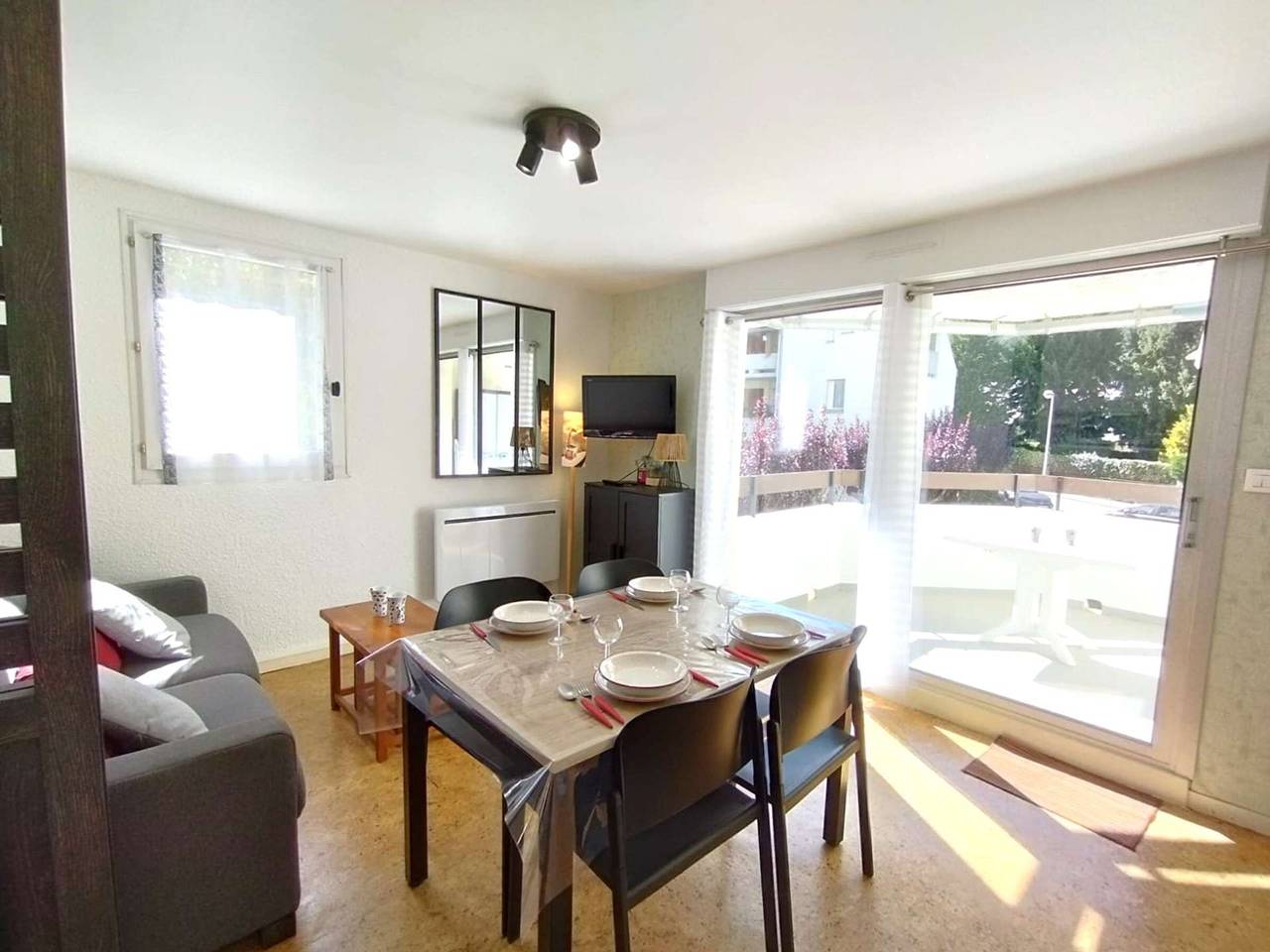 Ganze Wohnung, Gemütliche Ferienwohnung für 4 in St-Lary-Soulan mit Balkon, Parkplatz und Skiraum in Saint-Lary-Soulan, Nationalpark Pyrenäen