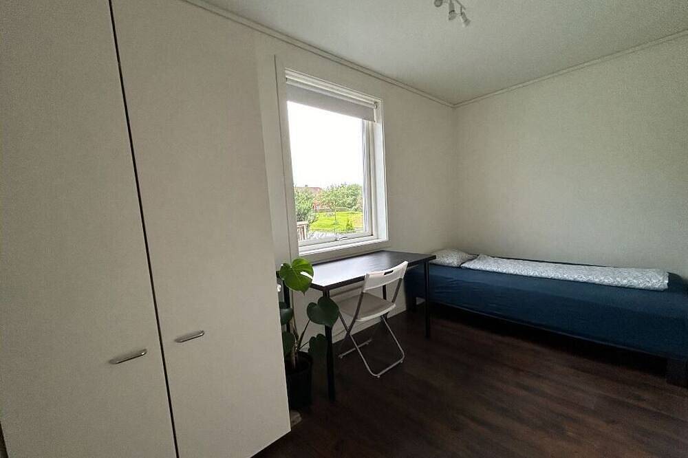 Apartamento entero, Fantastic 4-bedroom apartment in Trøndelag in Lerkendal, Trondheim