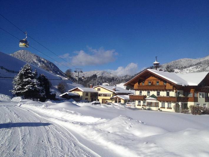 BnB für 10 Personen, mit Garten und Ausblick sowie Sauna in der Steiermark
