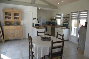 Gîte pour 4 personnes, avec terrasse et jardin à La Brée-les-Bains