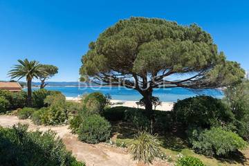 Gîte pour 6 personnes, avec balcon dans Plage de la Bouillabaisse