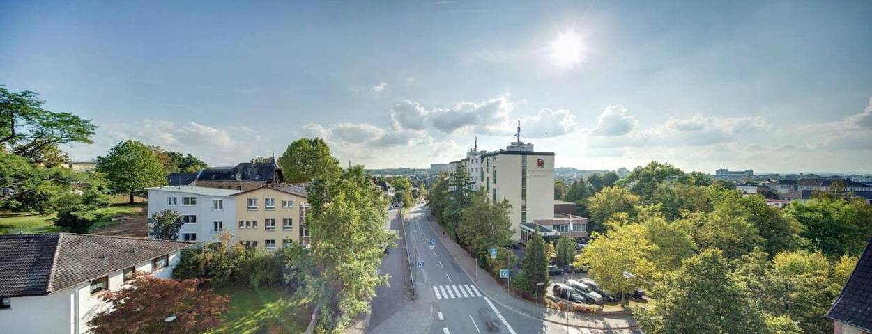Hotel für 3 Personen, mit Terrasse und Pool sowie Sauna in Gießen - 4