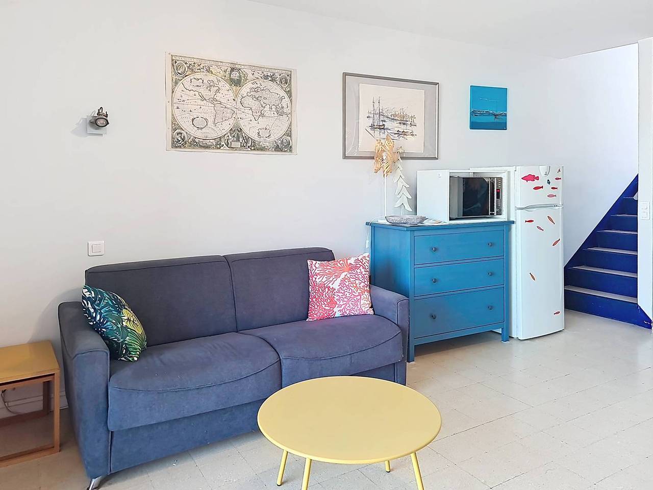 Ganze Wohnung, Renoviertes T2 Duplex 20m vom Strand mit Meerblick, Parkplatz und Wifi in Bormes-les-Mimosas, Parc national Port-Cros